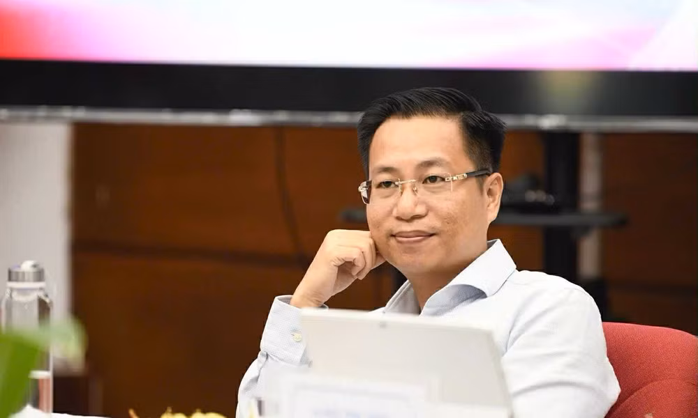 Bão Việt Mỹ và lòng tham