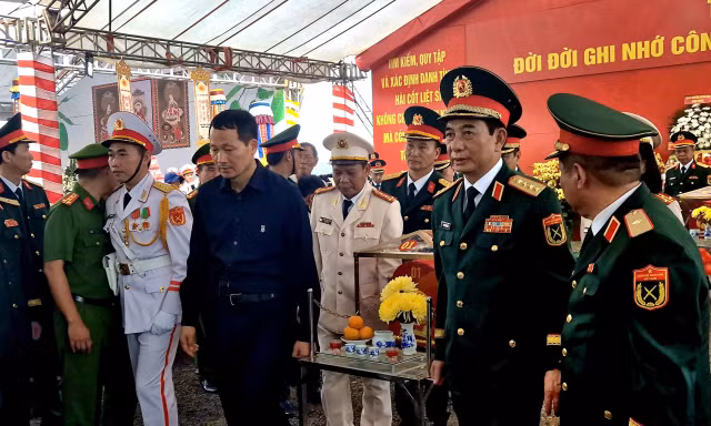 Phó Thủ tướng, Bộ trưởng Quốc phòng Phan Văn Giang dự lễ tìm kiếm, quy tập hài cốt liệt sĩ ở Đồng Nai
