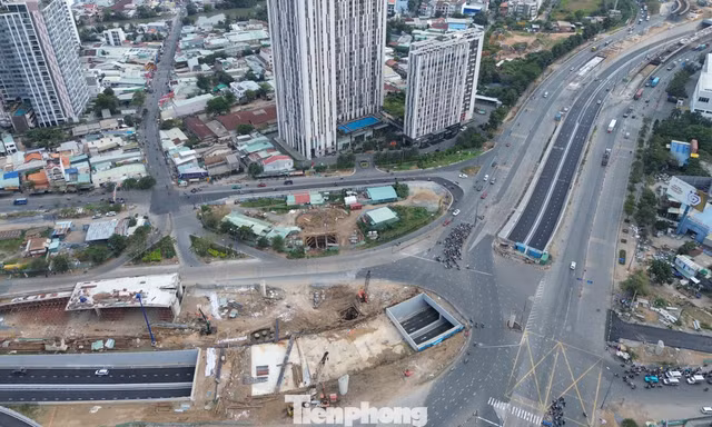 Cửa ngõ phía Đông TPHCM thông thoáng bất ngờ chiều 26 Tết