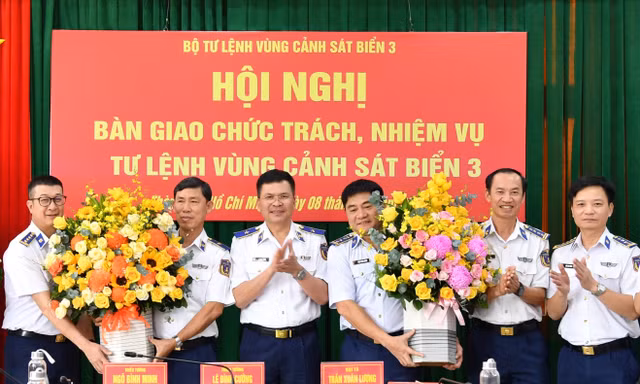 Đại tá Trần Xuân Lương giữ chức Tư lệnh Vùng Cảnh sát biển 3