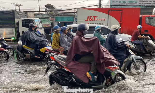 Cuối tuần, TPHCM có thể mưa trên diện rộng