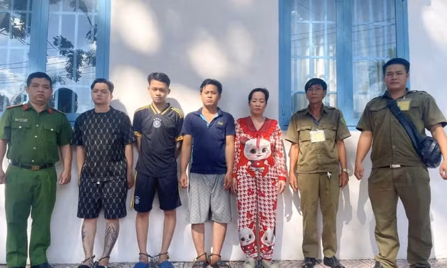 Tạm giữ 4 người chặn đường, khống chế ‘con nợ’ rồi cướp xe máy