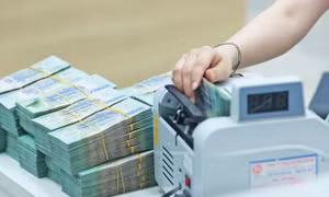 Chỉ tiêu tín dụng giảm, ngân hàng tăng thu từ đâu?