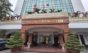 Vì sao 'ông trùm' xi măng thoái vốn tại nhiều doanh nghiệp?
