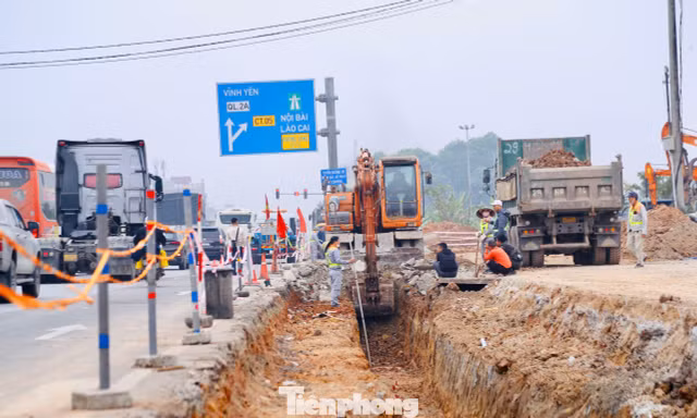 Hối hả thi công nút giao Quốc lộ 2 - Nội Bài - Lào Cai