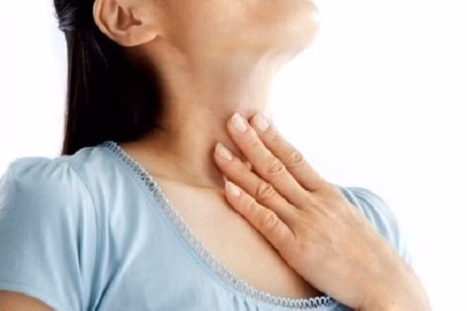 Ăn nhanh, nuốt vội dễ hóc xương cá