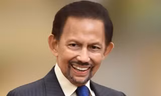 Quốc vương Brunei bắt đầu thăm cấp Nhà nước đến Việt Nam