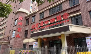 Trung Quốc: Nhiều quan chức cấp cao bị điều tra vụ cho hàng trăm trẻ em ăn sơn 