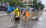Hà Nội: Nhiều sông ngoại thành nước dâng nhanh, phát lệnh báo động lũ