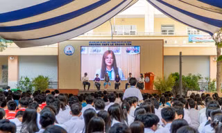 Thủ khoa sử dụng AI trong học tập như thế nào?