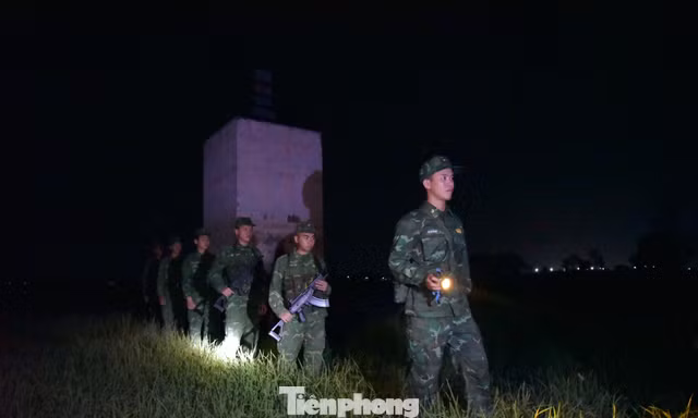 ‘Lá chắn thép’ ngăn làn sóng nhập cảnh trái phép dịp Tết 