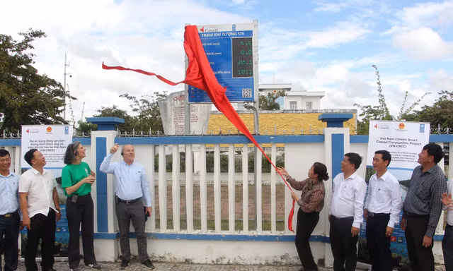 Khai trương hệ thống cảnh báo sớm HMEWS: Cần Thơ nâng cấp lá chắn khí hậu