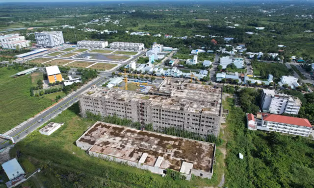 Cần Thơ chốt khởi động lại Bệnh viện Ung bướu 'đắp chiếu', đội vốn hơn 370 tỷ đồng