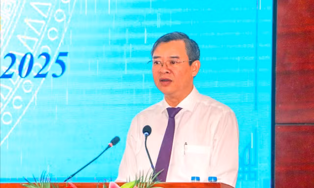 Chủ tịch Cần Thơ kiên quyết xử lý nhà thầu yếu kém