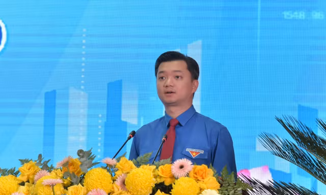  Khơi dậy vai trò tiên phong của thanh niên trong chuyển đổi số