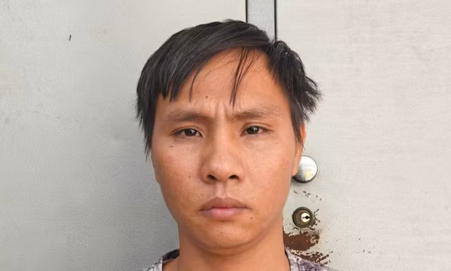 Lái ô tô truy đuổi, tông xe vào nhóm người nổ súng bắn anh trai 
