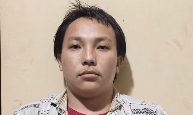 Tạt xăng đốt người mua ve chai vì nghi bị nói xấu