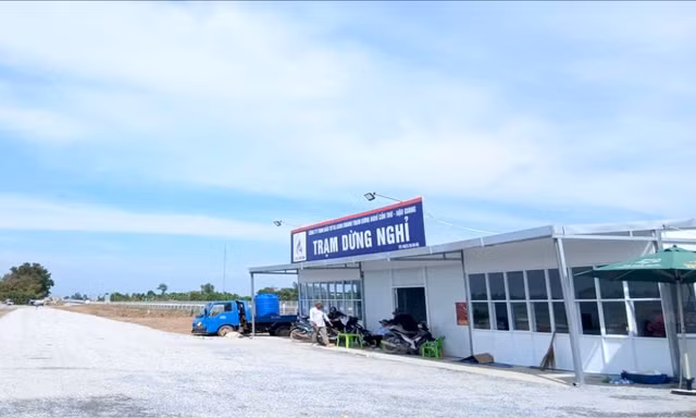 Khai thác 2 trạm dừng nghỉ tạm trên cao tốc Cần Thơ - Cà Mau