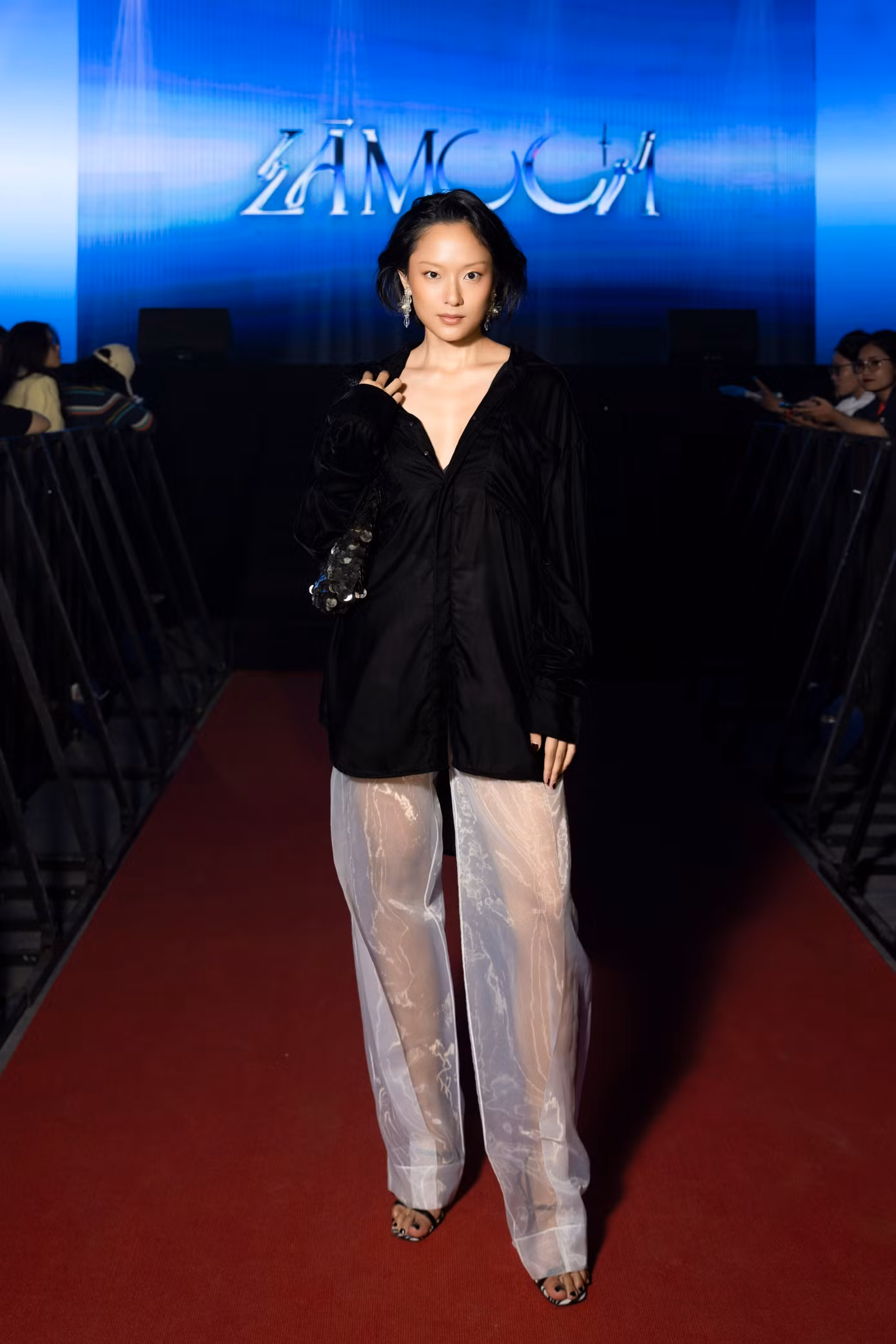 dien-vien-ho-thu-anh.jpg