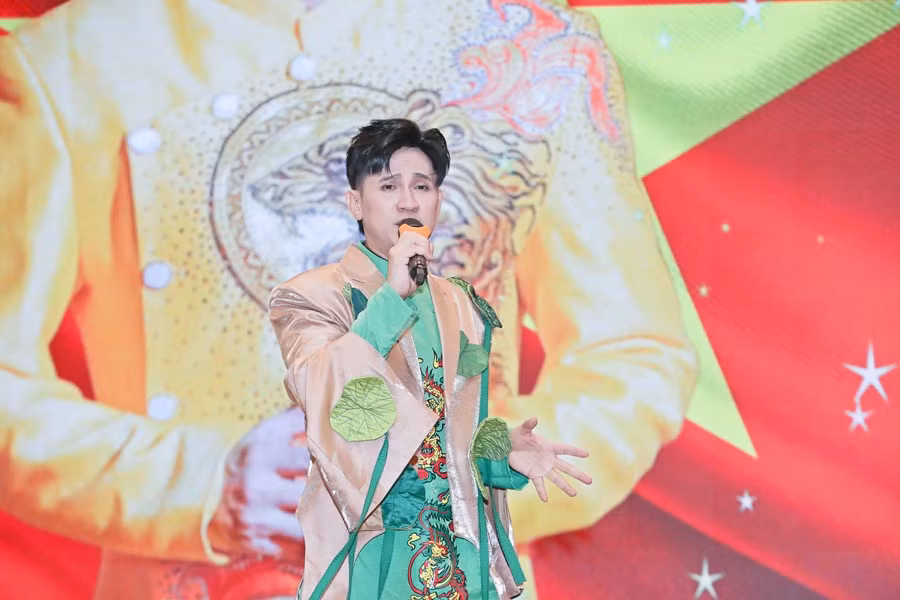 nguyen-vu-ca-khuc-viet-nam-ky-nguyen-vuon-minh-8.jpg