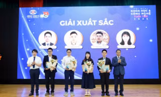 Vinh danh những sáng tạo trong điều trị ung thư của các nhà khoa học trẻ