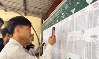 Phổ điểm môn Hóa học năm 2025: Khá đẹp