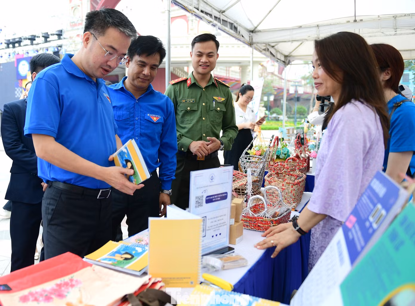 tp-ngayhoi-thanhnien-khuyettat16.jpg