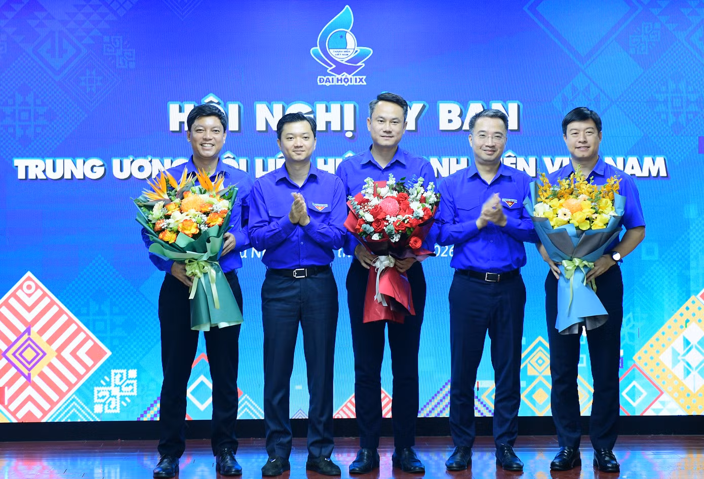 tienphong-nhansu.jpg