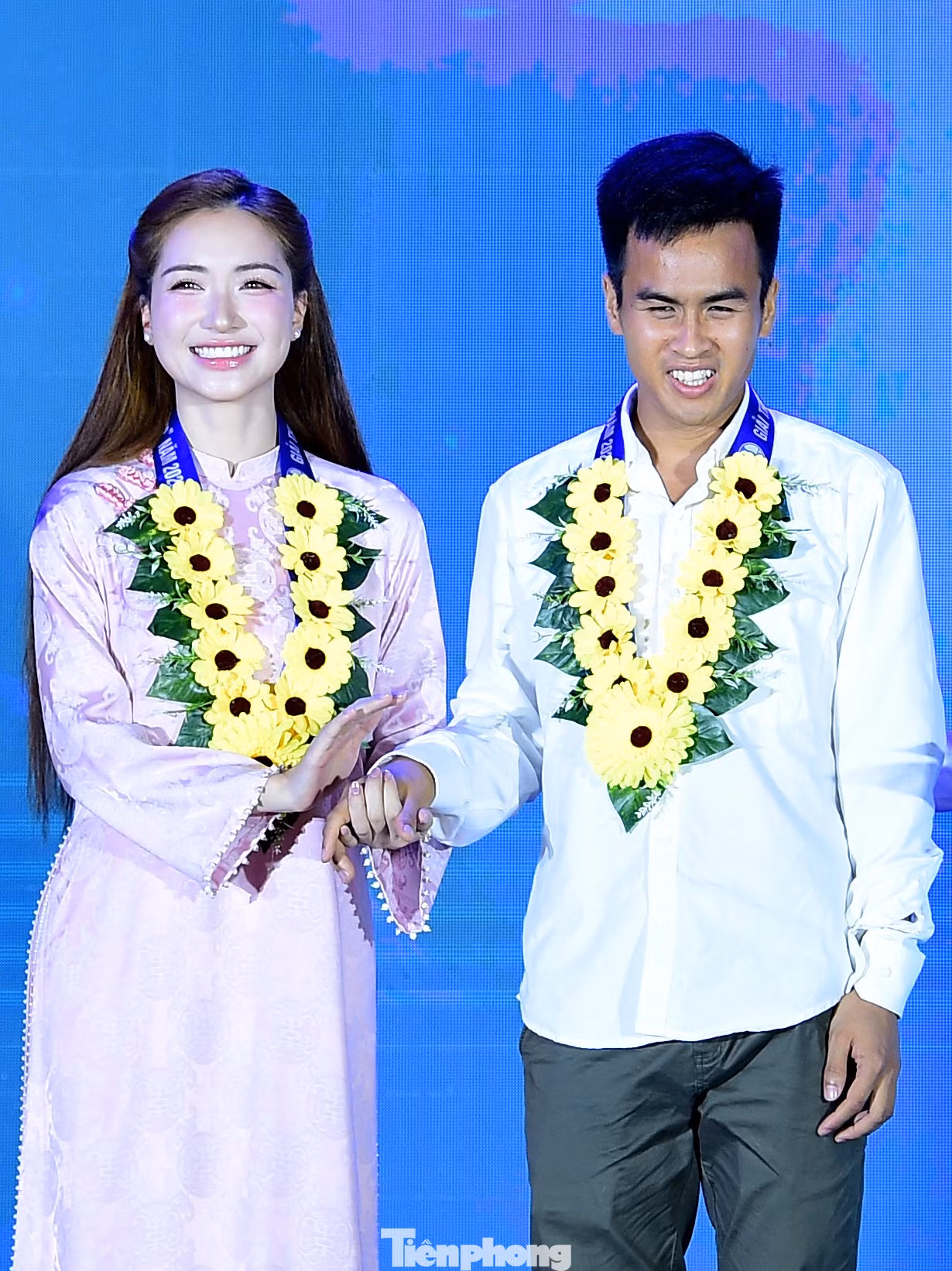 tp-thanhniensongdep-nguoinoitieng10.jpg
