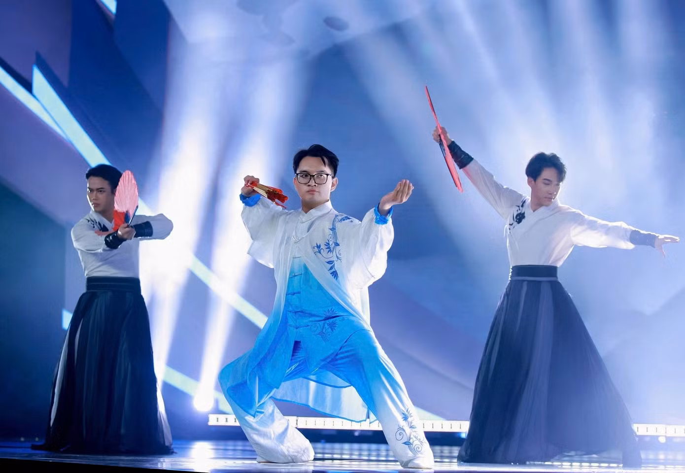tienphong-levandai-hanngu2.jpg
