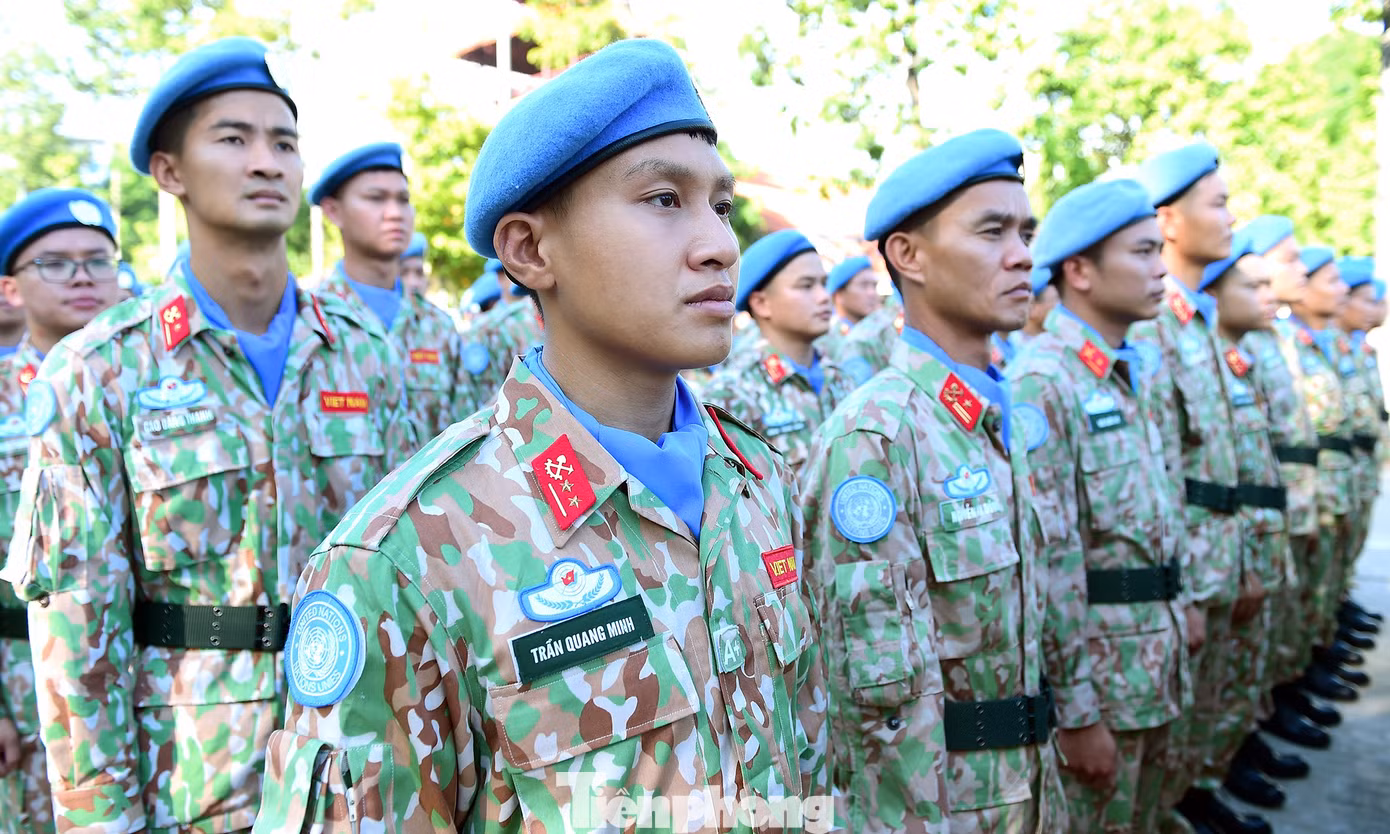 tp-doicongbinh-gingiuhoabinh25.jpg