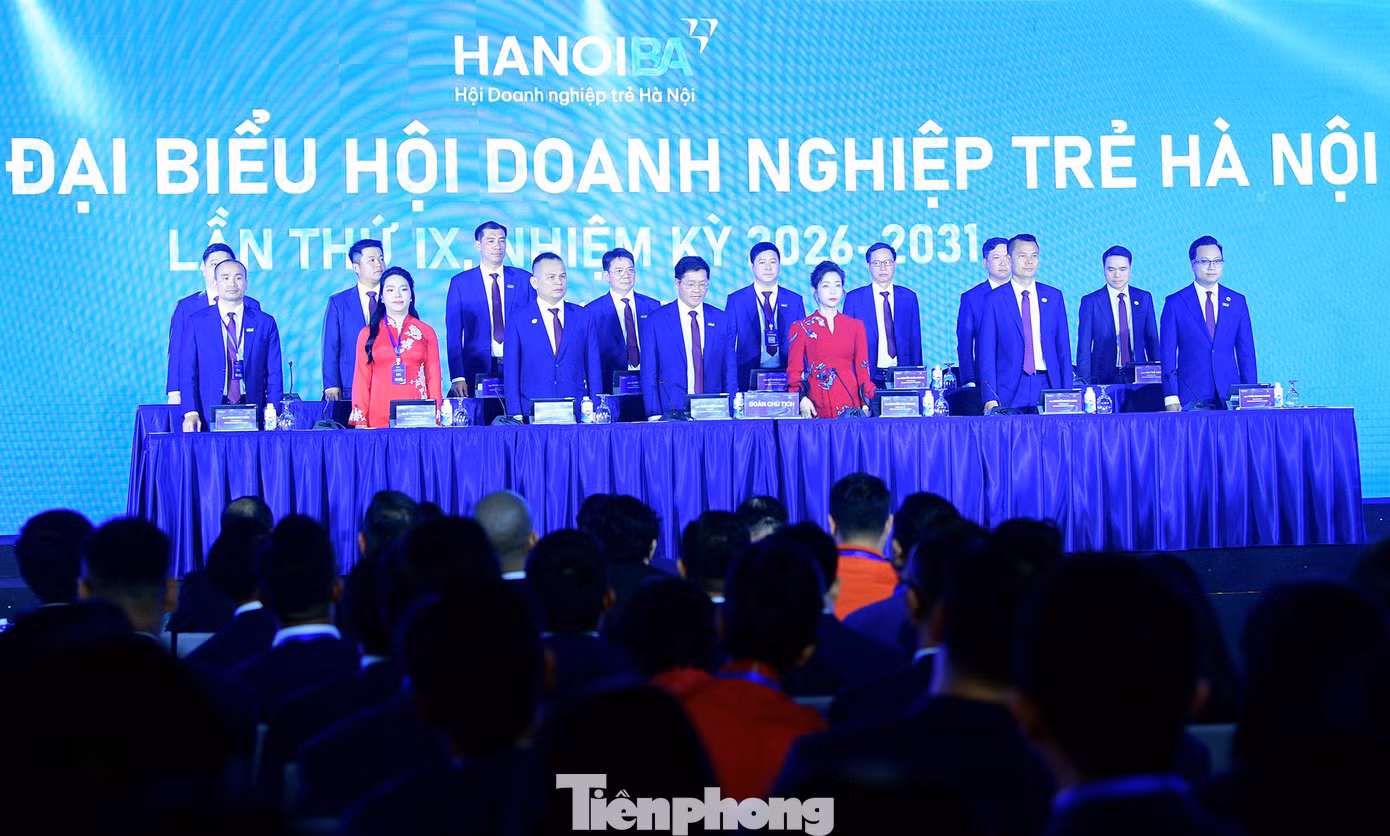 tp-doanhnghieptre-hanoi-daihoi1.jpg