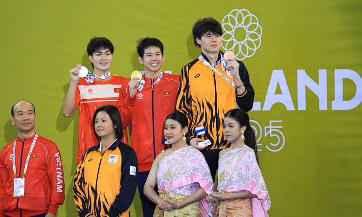 SEA GAMES 33: Đoàn Thể thao Việt Nam giành mưa HCV; Em trai Ánh Viên phá kỷ lục SEA Games