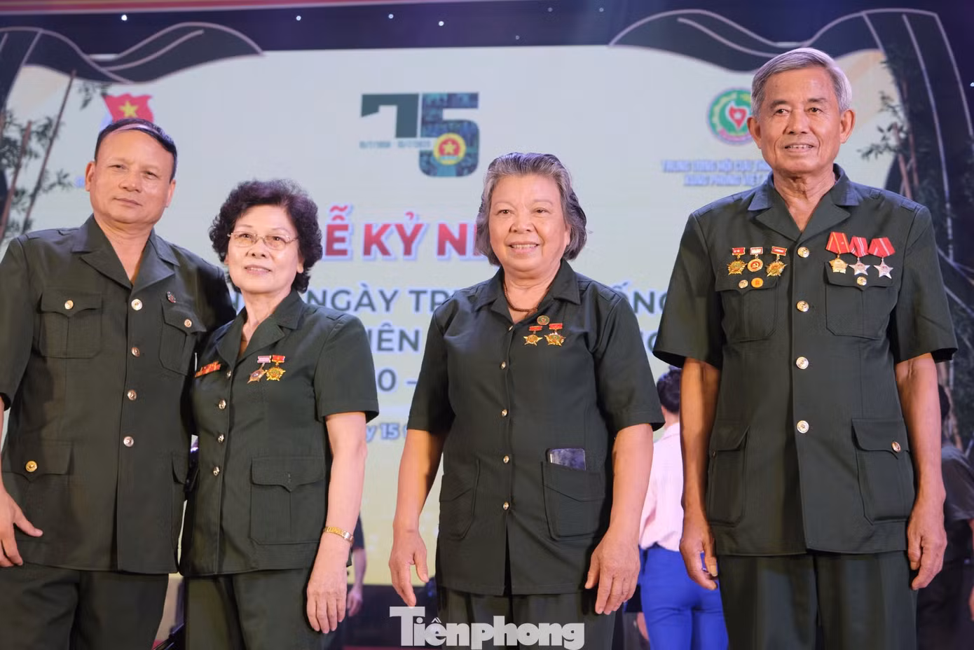 tp-b.jpg