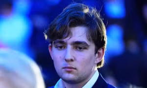 Không nhận ra Barron Trump
