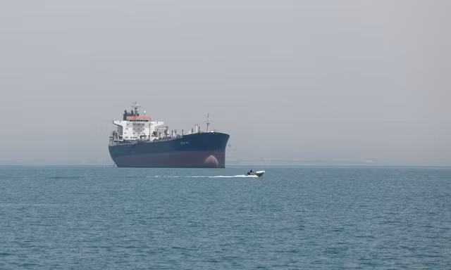 Rộ tin Mỹ - Iran gia hạn lệnh ngừng bắn 60 ngày, mở cửa eo biển Hormuz