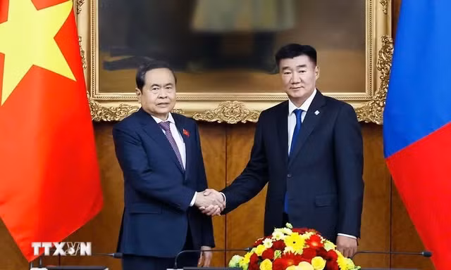Chủ tịch Quốc hội Trần Thanh Mẫn hội đàm với Chủ tịch Quốc hội Mông Cổ