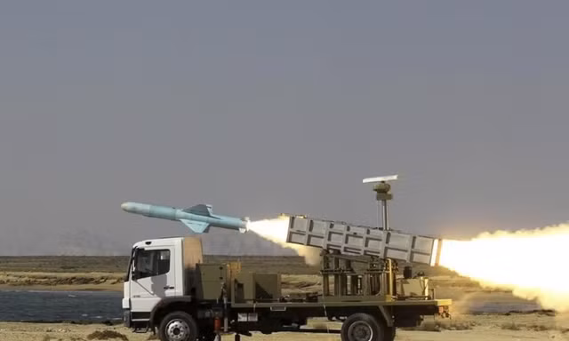 Iran tung đòn đáp trả, Mỹ tuyên bố dừng tấn công