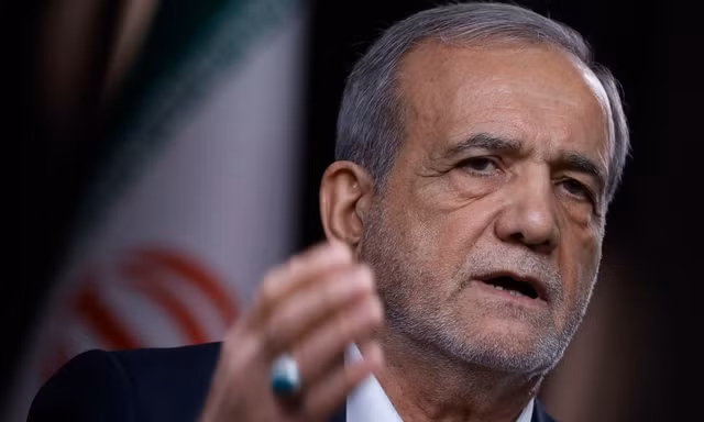 Iran tuyên bố đang trong 'cuộc chiến toàn diện' với Mỹ