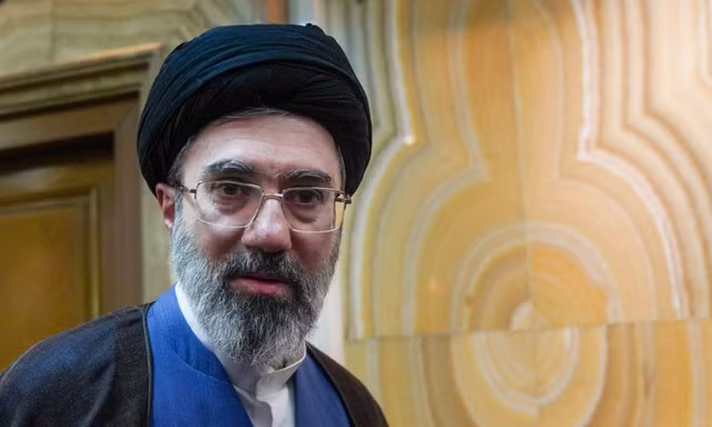 Lãnh tụ Tối cao Iran thoát âm mưu ám sát trong gang tấc