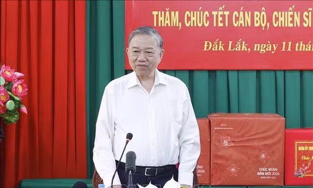 Tổng Bí thư Tô Lâm thăm, chúc Tết cán bộ, chiến sĩ đồn biên phòng EA H’Leo