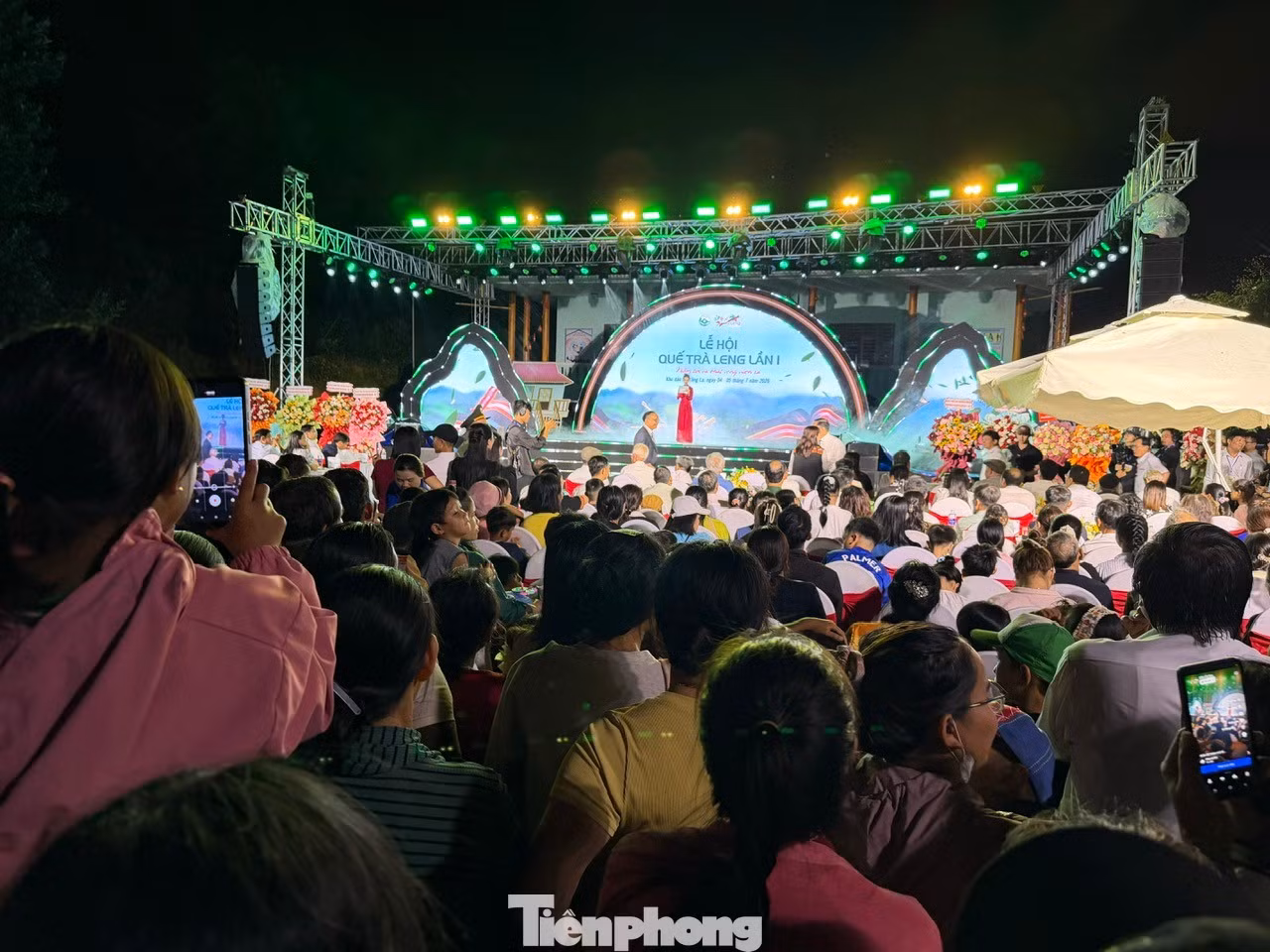 tp-le-hoi-huong-que-tra-leng-5.jpg