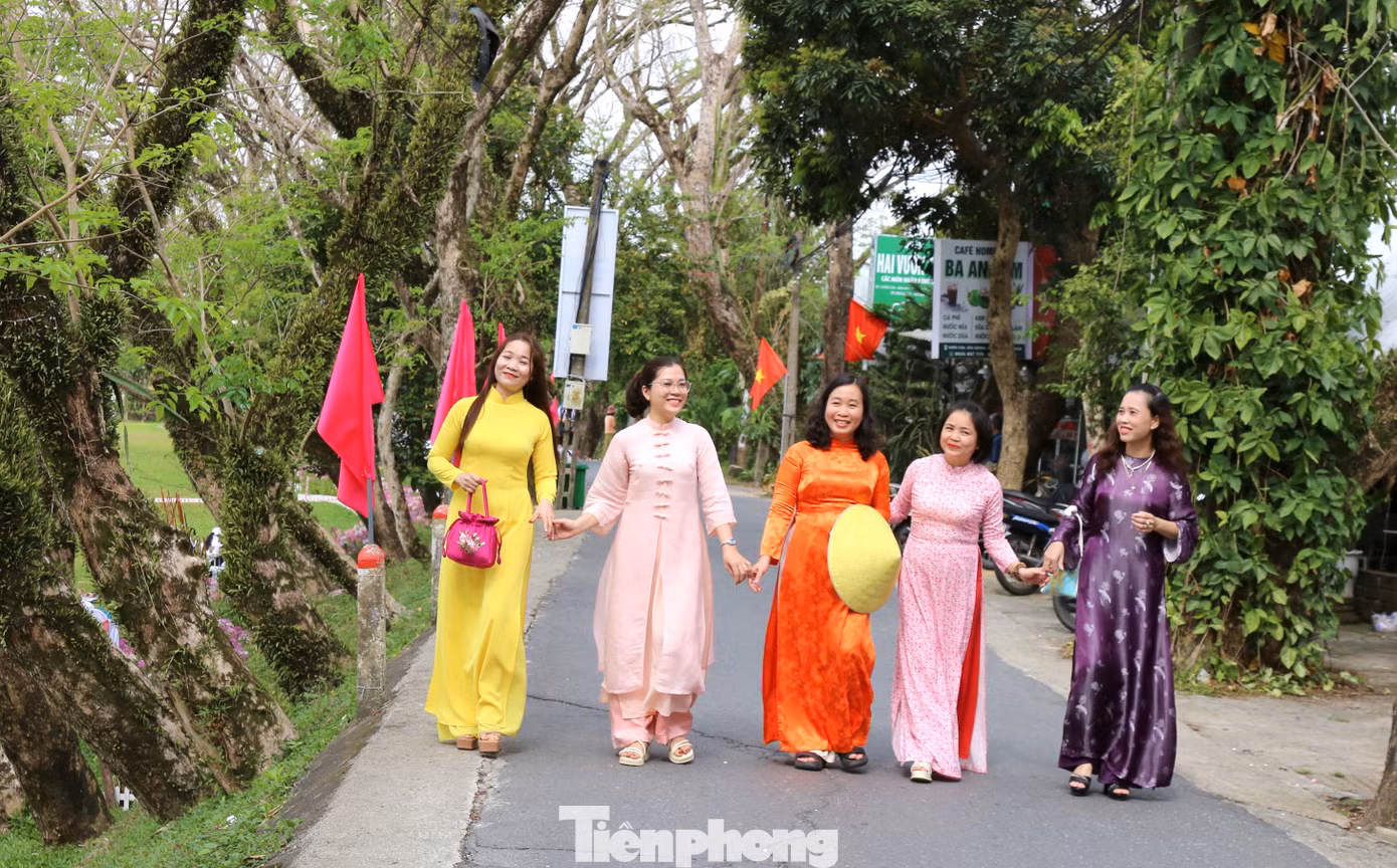 tp-le-hoi-lang-huong-tra.jpg