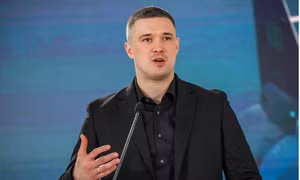 Tổng thống Ukraine chọn thủ tướng mới, sắp thay bộ trưởng quốc phòng