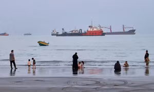 Iran đòi Mỹ ‘sửa hành vi’
