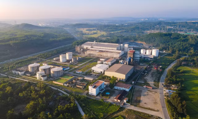 Bán xăng E10: Cơ hội hồi sinh các nhà máy ethanol 'đắp chiếu' 