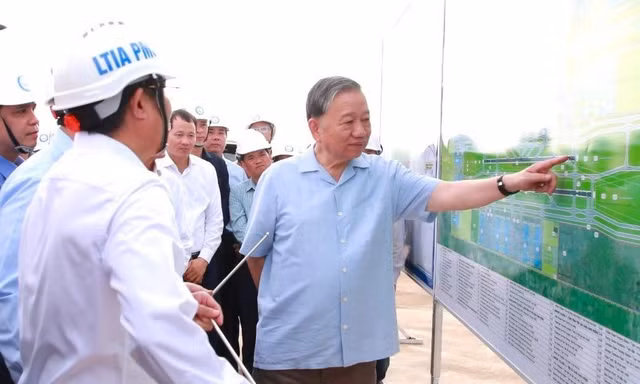 Tổng Bí thư Tô Lâm kiểm tra công trình Cảng hàng không quốc tế Long Thành