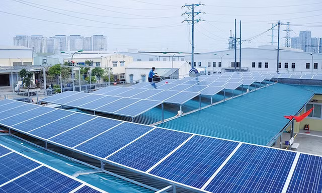 Được bán tối đa 50%, điện mặt trời mái nhà có cơ hội bứt tốc 