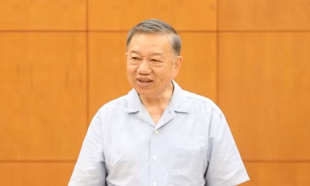 Đặt công nghiệp hàng hải đúng vị trí trong chiến lược xây dựng Việt Nam thành quốc gia biển mạnh