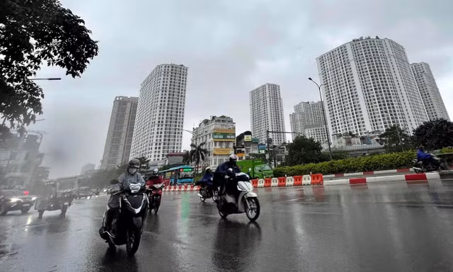 Miền Bắc đón mưa dông dài ngày